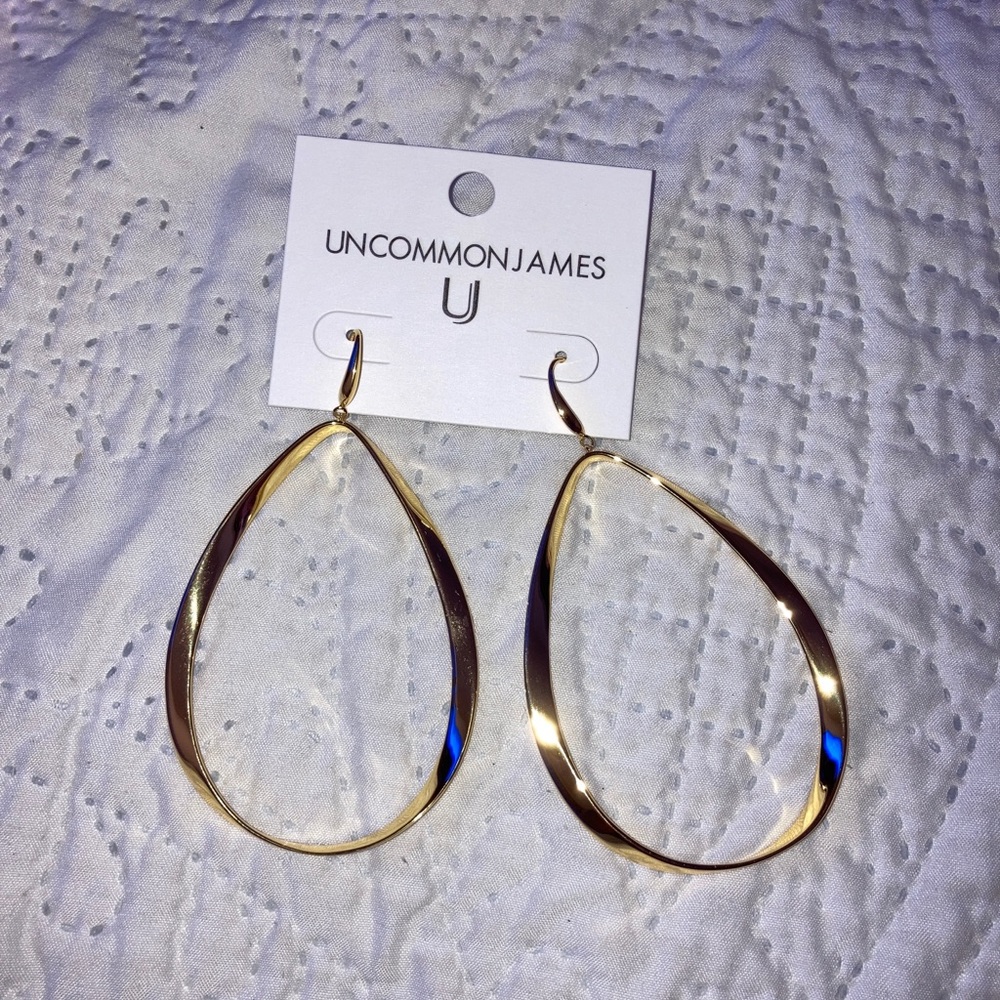 Uncommon James Gold Hoops